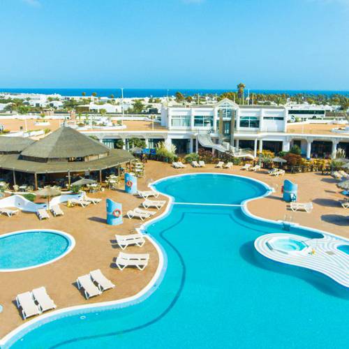 Piscina terraza alta