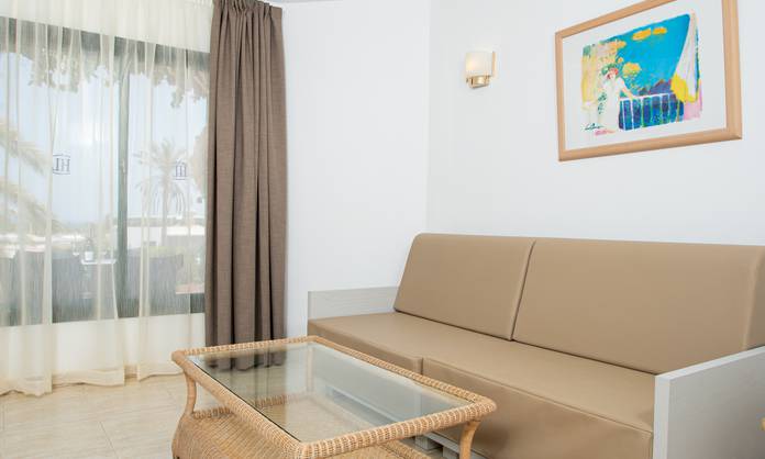 BUNGALOW 2 DORMITORIOS Hotel HL Club Playa Blanca**** Lanzarote