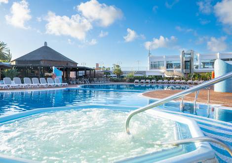 Piscina Hotel HL Club Playa Blanca**** Lanzarote